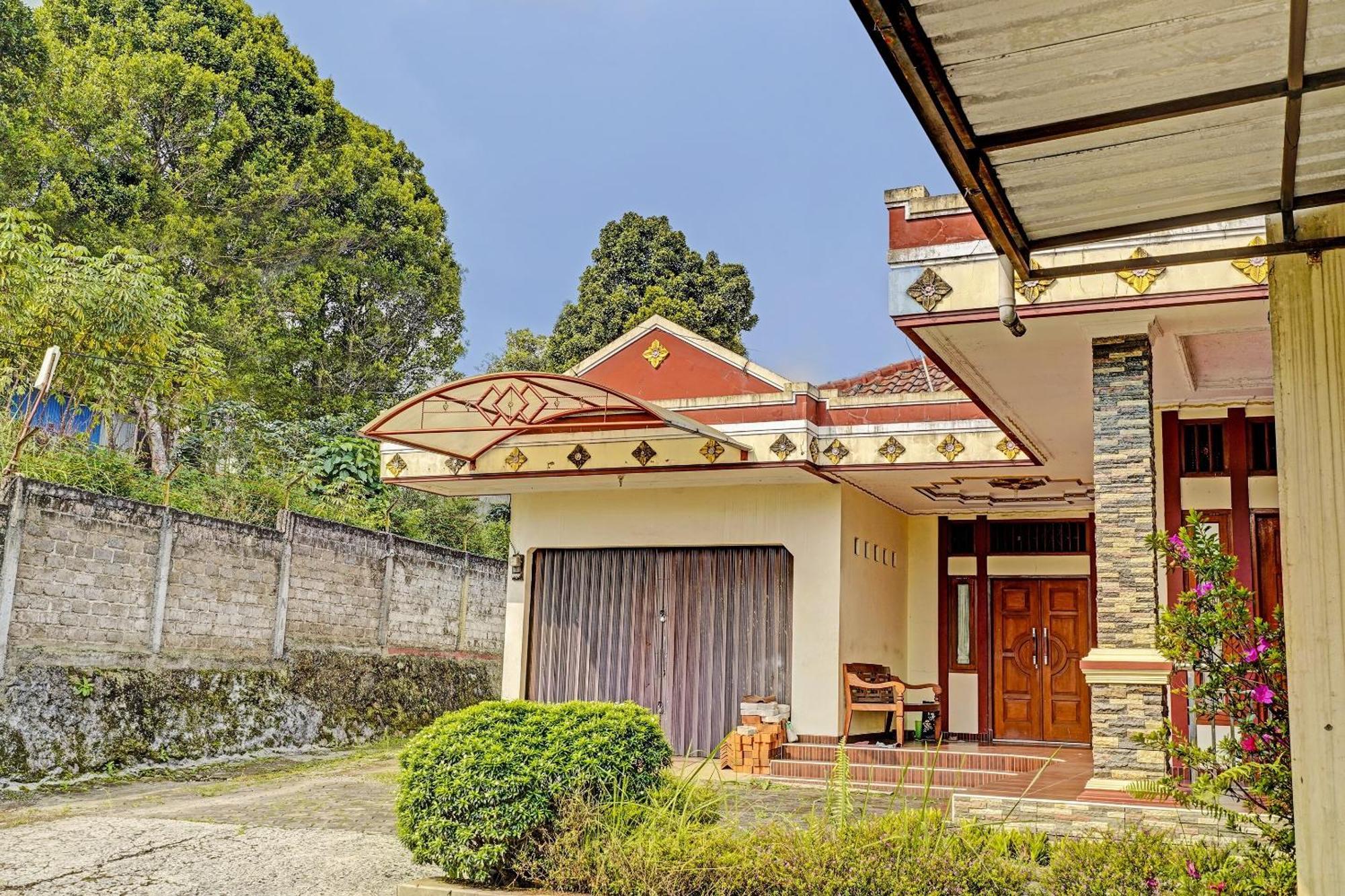 Oyo Life 91469 Pondok Pelita 伦邦 外观 照片